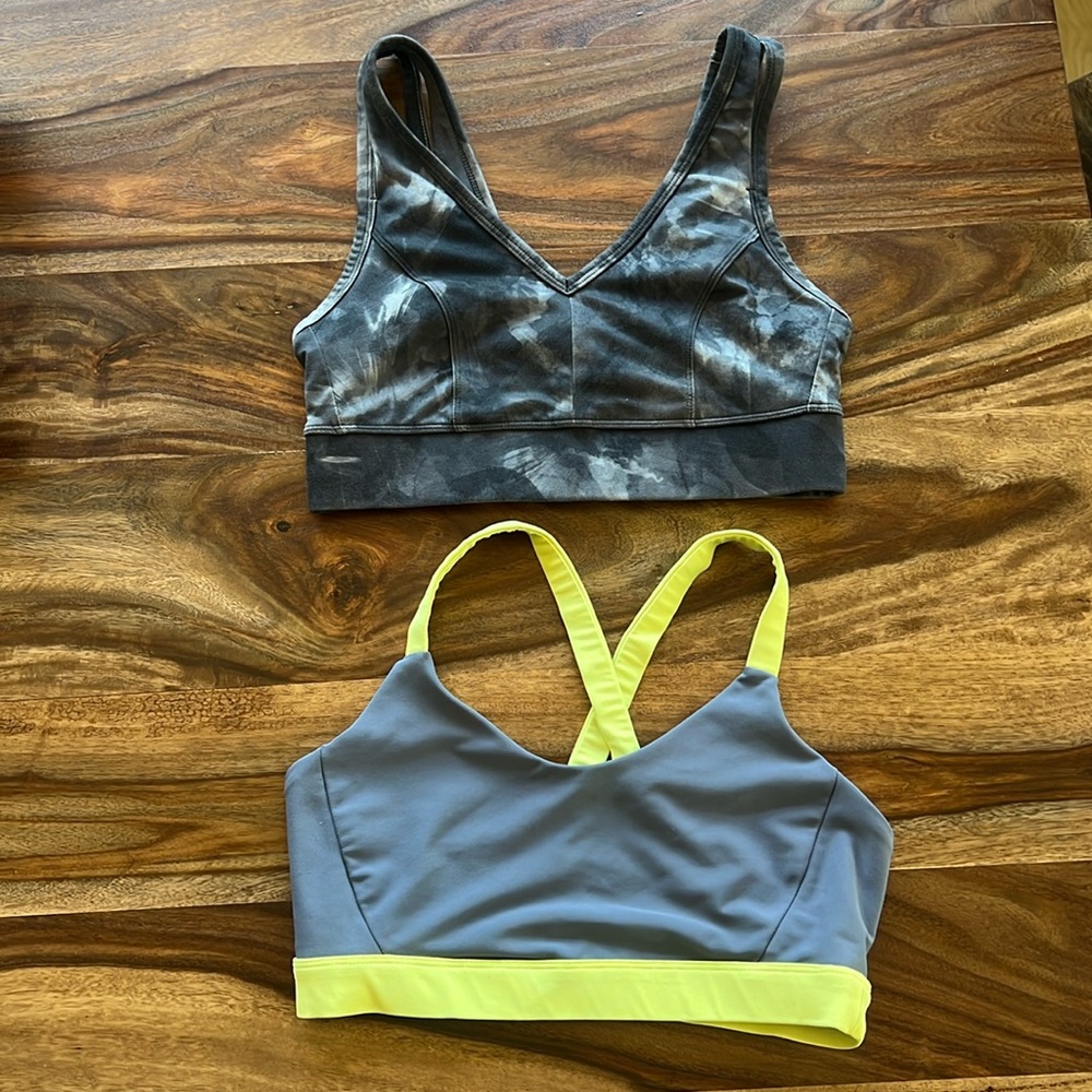 2 sports bras